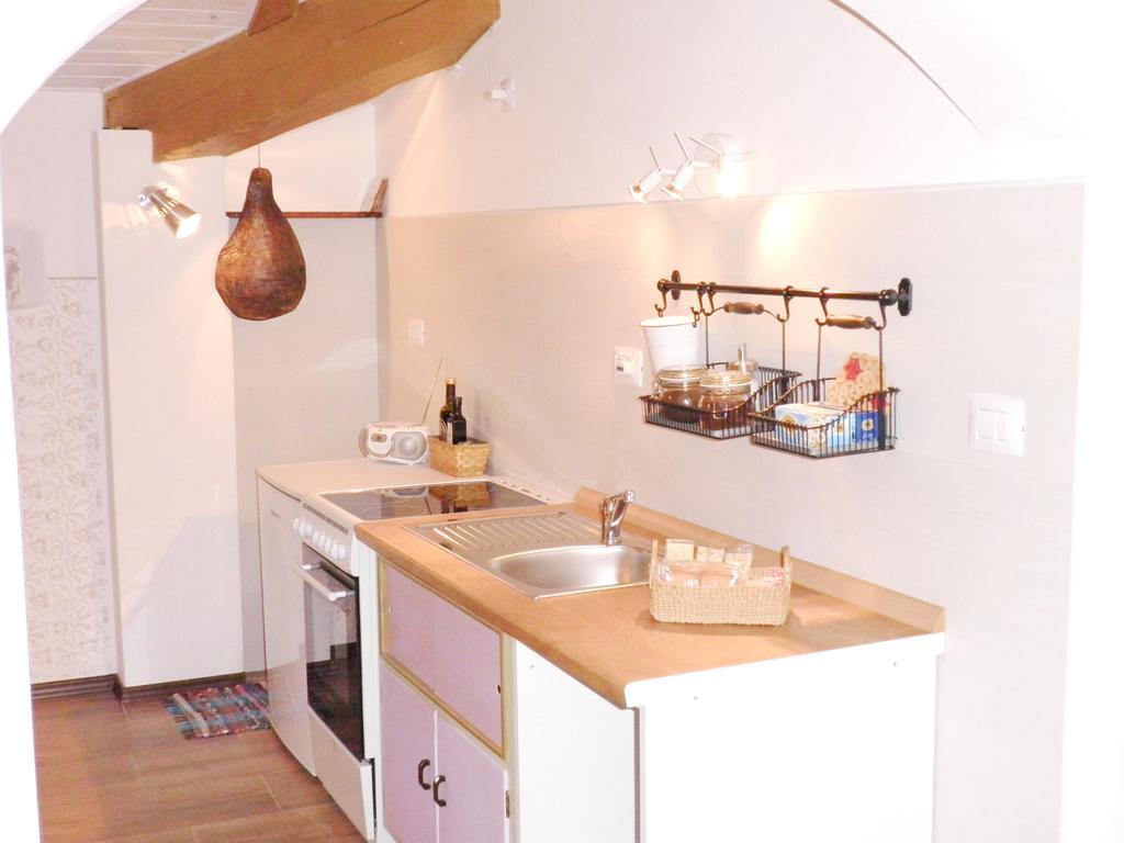 Studio Sijara Apartment Motovun Room photo